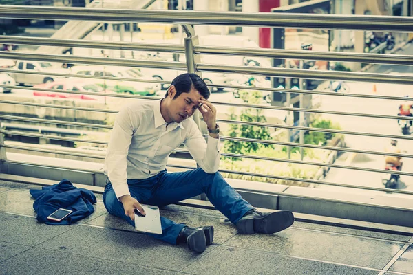 Businessman Sitting Ground Being Dismissed — Stock Photo, Image