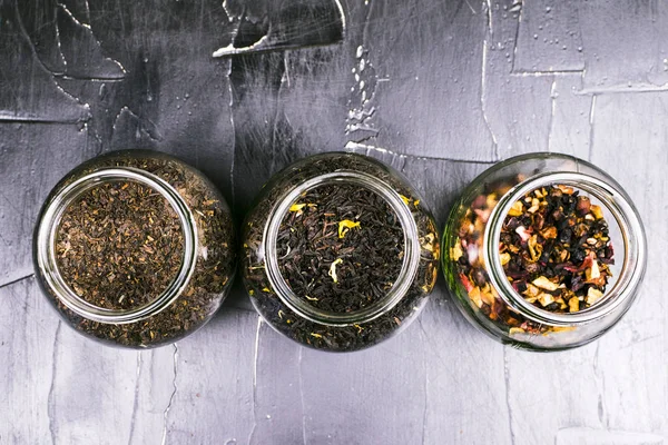 Bankalar farklı çay çeşitleri ile