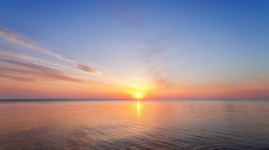 parlak renkli şafak erken baharda, doğa