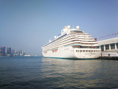 16 Mart 2018, yolcu gemisi Crystal Serenity Hong Ko 'da.