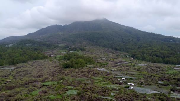 Bali Batur Vulkan Luftaufnahme Fliegen — Stockvideo