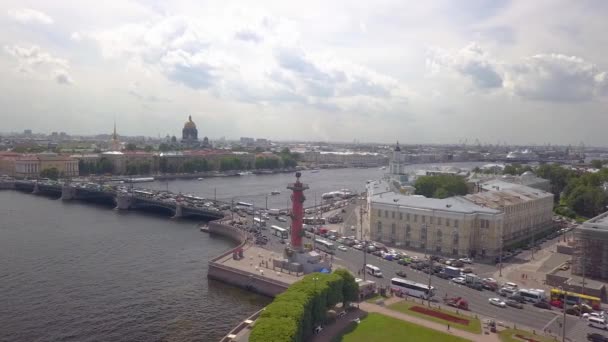 Szentpétervár város légi kilátás Vasilievsky sziget nyíl — Stock videók