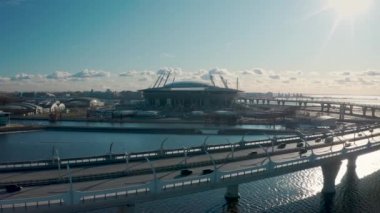 St. Petersburg, Gazprom Arena, Neva ve WHSD 'nin klibi çekiliyor.