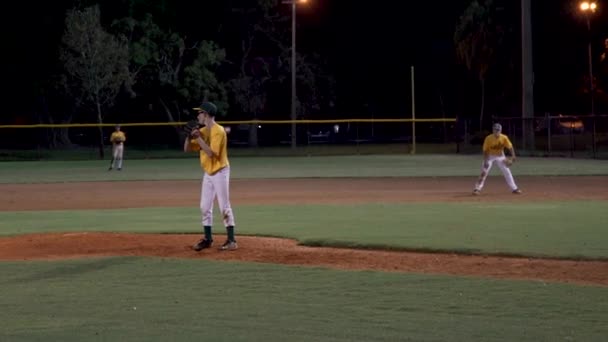 Fort Lauderdale, USA - 12 settembre 2017: partita di baseball la sera — Video Stock