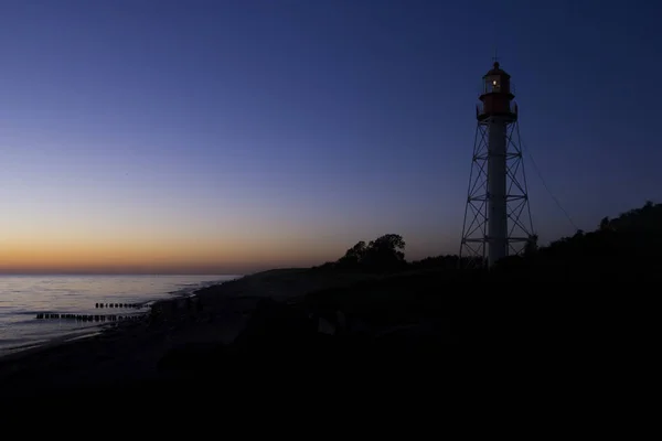 El faro de Pape en Letonia al atardecer —  Fotos de Stock