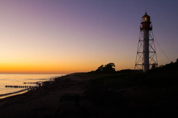 El faro de Pape en Letonia al atardecer —  Fotos de Stock