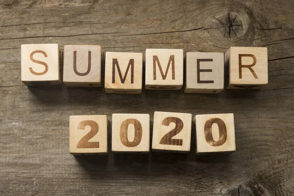 Text Vom Sommer 2020 Auf Holzspielzeugwürfeln — Stockfoto
