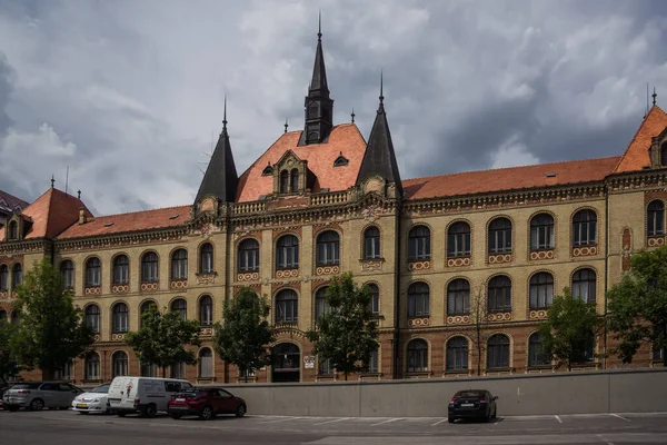 ブラチスラバの有名な建築の歴史的中心部 — ストック写真