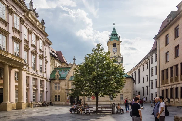 Πλατεία Primate Palace στο κέντρο της bratislava — Φωτογραφία Αρχείου