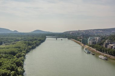 Danube europes Bratislava 'nın en büyük nehri
