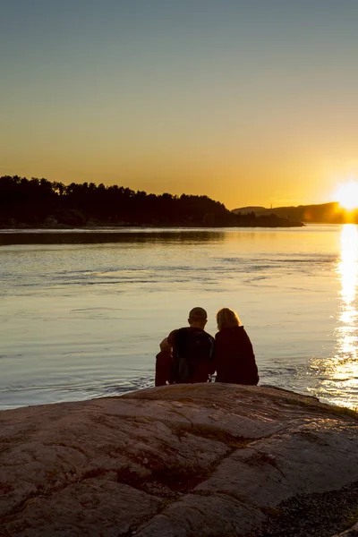 Romantiskt par. — Stockfoto