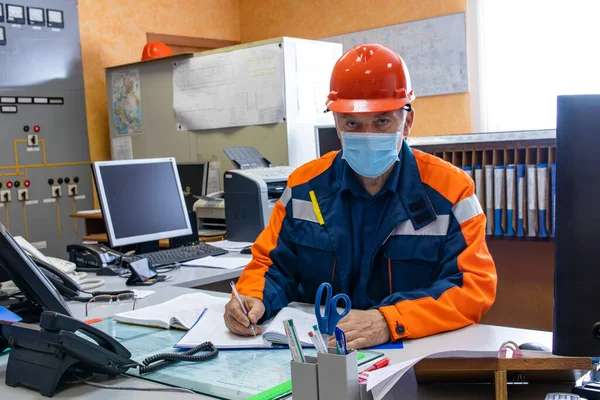 Trabajo Durante Covid Panel Conexión Eléctrica Industrial Una Subestación Una — Foto de Stock