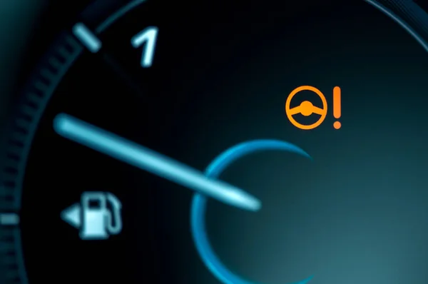 Προειδοποιητικό φως εικονίδιο στο ταμπλό του αυτοκινήτου. Αστοχία υδραυλικού τιμονιού — Φωτογραφία Αρχείου