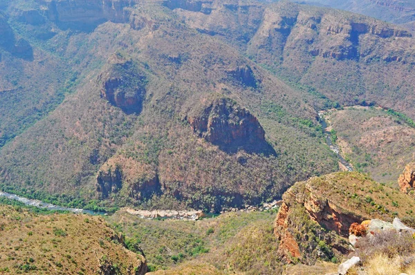 Jižní Afrika: letecký pohled na Blyde River Canyon, přirozené funkce v provincii Mpumalanga, jeden z největších kaňony na světě a jeden z velkých divů přírody na africkém kontinentu — Stock fotografie