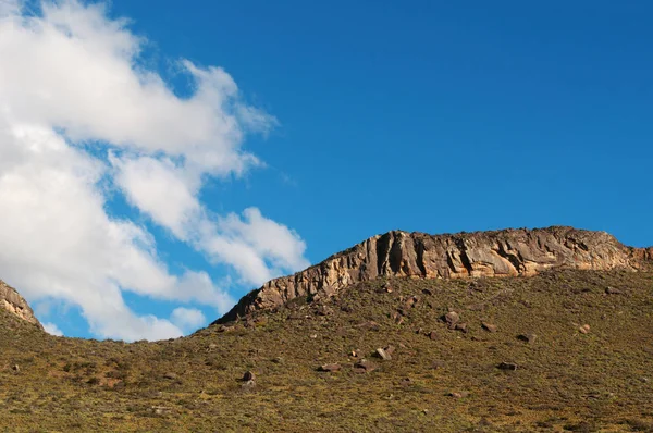 Argentina: a paisagem montanhosa da Patagônia perto de El Calafate — Fotografia de Stock