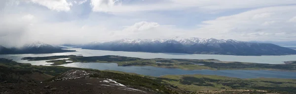 빙하 국립 공원: 숨막히는 Patagonian 풍경이 라고 Roca와 Lago Argentino Glaciar 페리 토 모레노의 전망 — 스톡 사진