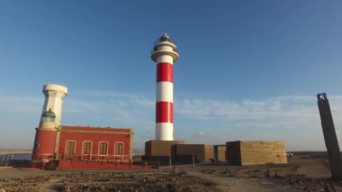 Fuerteventura, Kanarya Adaları: Görünüm Toston deniz feneri yakınlarında balıkçı köyü El Cotillo, 3 Eylül 2016