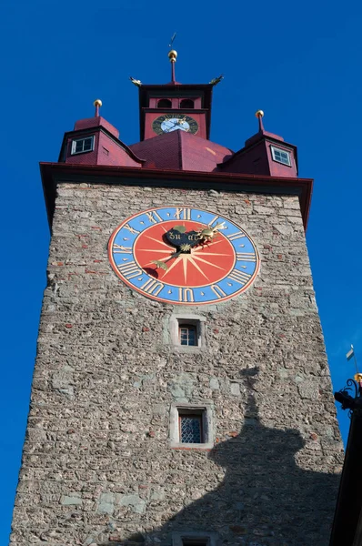 Ελβετία: προβολή του Πύργου Zit με το παλαιότερο ρολόι της πόλης Λουκέρνη — Φωτογραφία Αρχείου