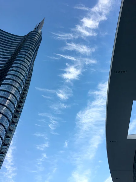 Torre Unicredit, Piazza Gae Aulenti, Milán, Italia. 15 / 04 / 2016 —  Fotos de Stock