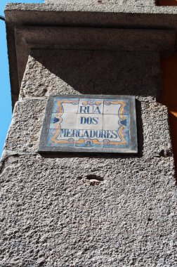 Porto: Rua dos Mercadores, tüccarlar Street, Sao Nicolau Porto bucak bir sokakta seramik iz
