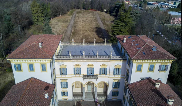 Villa Borromeo, 01.14.2017, Senago, Italië. Luchtfoto van de Villa Borromeo — Stockfoto