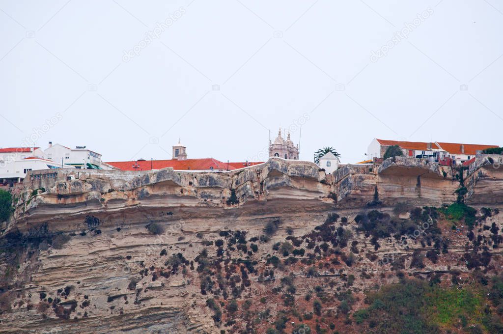 Portugal: view of the top of Sitio, the old neighborhood of the town of Nazare