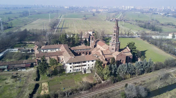 Vista panorámica del Monasterio de Chiaravalle, Abadía, Vista aérea, Milán, Lombardía — Foto de Stock