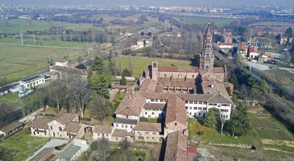 Vista panorâmica do Mosteiro de Chiaravalle, Abadia, Vista aérea, Milão, Lombardia — Fotografia de Stock