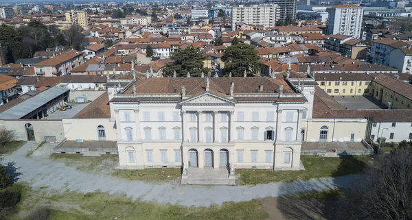 Villa Cusani Tittoni Traversi, vista panorámica, vista aérea, Desio, Monza y Brianza, Milán, Italia — Foto de Stock