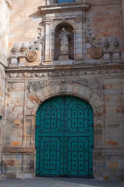 Bilbao: portal, Kilisesi, San Vicente Abando, Plaza de San Vicente bulunan eski Katolik kiliselerinde Old City, biri