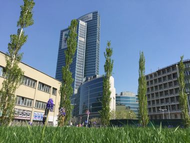Ağaçlar Kütüphanesi, Palazzo della Regione Lombardia, bakan yeni Milan park gökdelen. 29 Mart 2017. Office Bölgesel Konseyi Başkanı Lombardy, İtalya