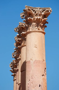 Ürdün: Artemis Tapınağı, antik Gerasa arkeolojik şehir Jerash, bir Roma mimarisinin dünyanın en büyük sitelerin içinde koruyucu tanrıçası Korint sütunları