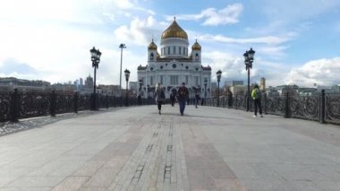 Panoramik Katedrali İsa'nın kurtarıcı ve Patrik Köprüsü, Moskova, Rusya Federasyonu. 24 Nisan 2017
