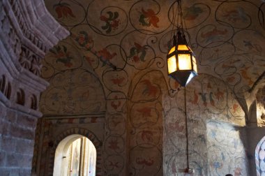 Moskova: fener ve Aziz Basil Katedrali, Kızıl Meydan, şimdi bir Müzesi ünlü Ortodoks kilisede dünya iç duvarlarında çiçek süs eşyaları nereye fotoğraf çekmek için izin