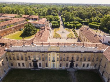 Villa Arconati, Castellazzo, Bollate, Milan, İtalya. Villa Arconati hava görünümünü 17/06/2017. Park, Groane Park ve bahçeler. 