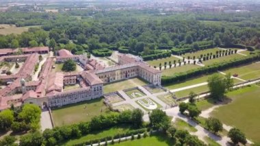 Villa Arconati, Castellazzo, Bollate, Milan, İtalya. Hava görünümü