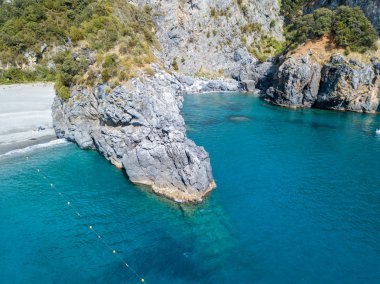 Büyük kemer, havadan görünümü, kemer Rock, Arco Magno ve plaj, San Nicola Arcella, Cosenza eyaletinde, Calabria, İtalya. 06/26/2017