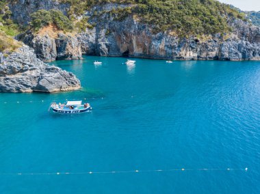 Büyük kemer, havadan görünümü, kemer Rock, Arco Magno ve plaj, San Nicola Arcella, Cosenza eyaletinde, Calabria, İtalya. 06/26/2017