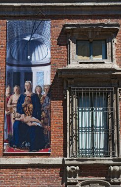 İtalya: poster Brera Madonna, Piero della Francesca tarafından Pinacoteca di Brera, ana genel Galeri resimler Milano için konut Sarayı Palazzo Brera, dış boyama