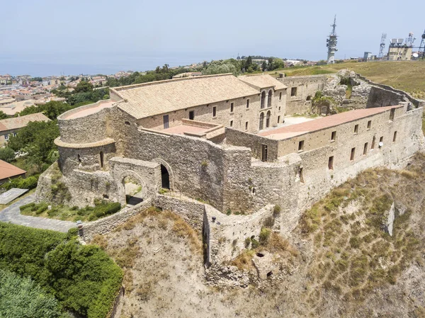Εναέρια άποψη του κάστρου Normanno Svevo, Vibo Valentia, Καλαβρία, Ιταλία — Φωτογραφία Αρχείου