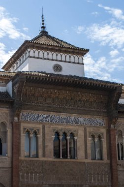 İspanya: Pedro Mudéjar Palace, tasarladığım Mağribi tarzında Patio de la Monteria (avcılık avlu) yılında Hıristiyan bir hükümdar için Alcazar Sevilla, ünlü Kraliyet Sarayı
