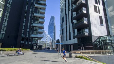 Elmas Kulesi ve kule Solaria, Amerigo Vespucci sokak görüldü.