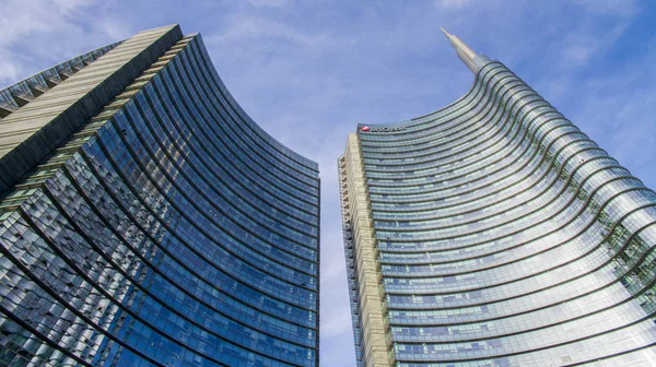 Unicredit tower, kare Gae Aulenti, Milan, İtalya. — Stok fotoğraf