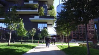 Dikey orman, Milan, Porta Nuova gökdelen konut, İtalya