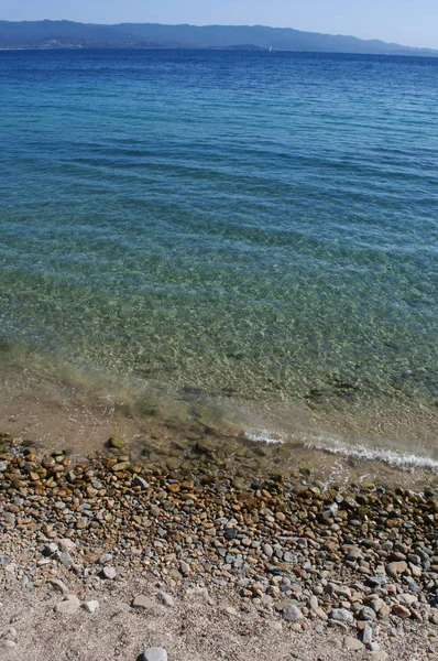 Córsega 2017 Águas Cristalinas Mar Mediterrâneo Praia Urbana Ajaccio Famosa — Fotografia de Stock