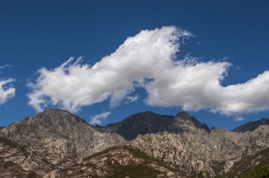 Corsica, 31/08/2017: iç Tabiat Manzarası profilinin Monte Cinto, 2,706 metre, ada ve bir Avrupa'nın en önemli zirvesinin en yüksek dağı manzaralı