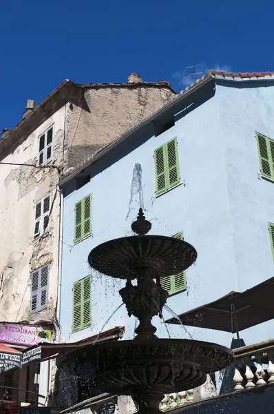 Córcega 2017 Horizonte Vista Una Fuente Centro Ciudadela Encaramada Corte — Foto de Stock