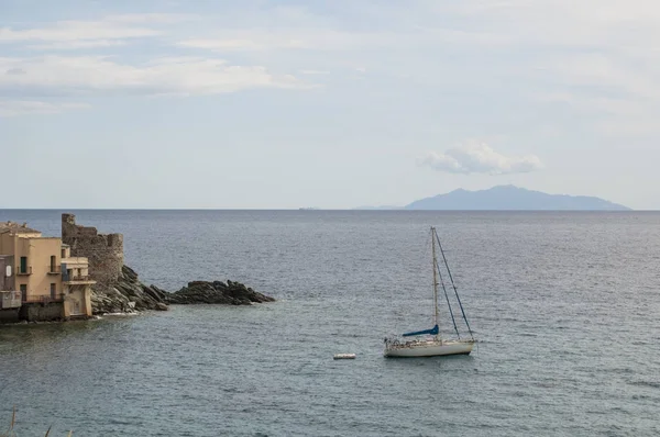 Córcega 2017 Mar Mediterráneo Tour Derbalunga Una Torre Genovesa Ruinas —  Fotos de Stock