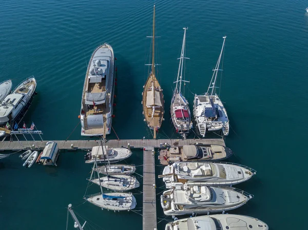 Havadan Görünümü Yelkenlileri Demirli Tekneler Tekne Palamarla Vibo Port Marina — Stok fotoğraf