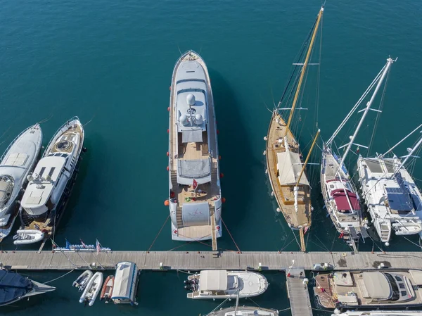 Havadan Görünümü Yelkenlileri Demirli Tekneler Tekne Palamarla Vibo Port Marina — Stok fotoğraf